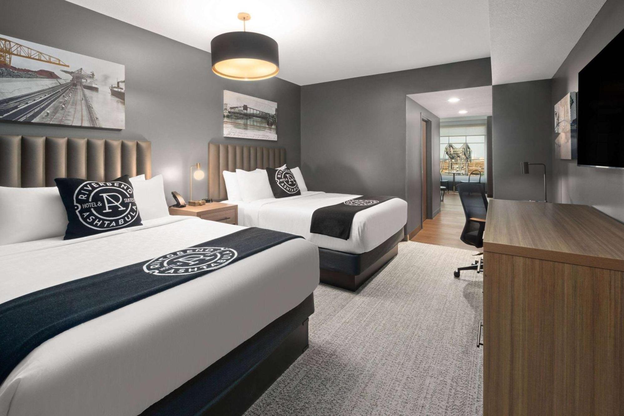 Riverbend Hotel And Suites, Trademark Collection By Wyndham Ashtabula Bagian luar foto