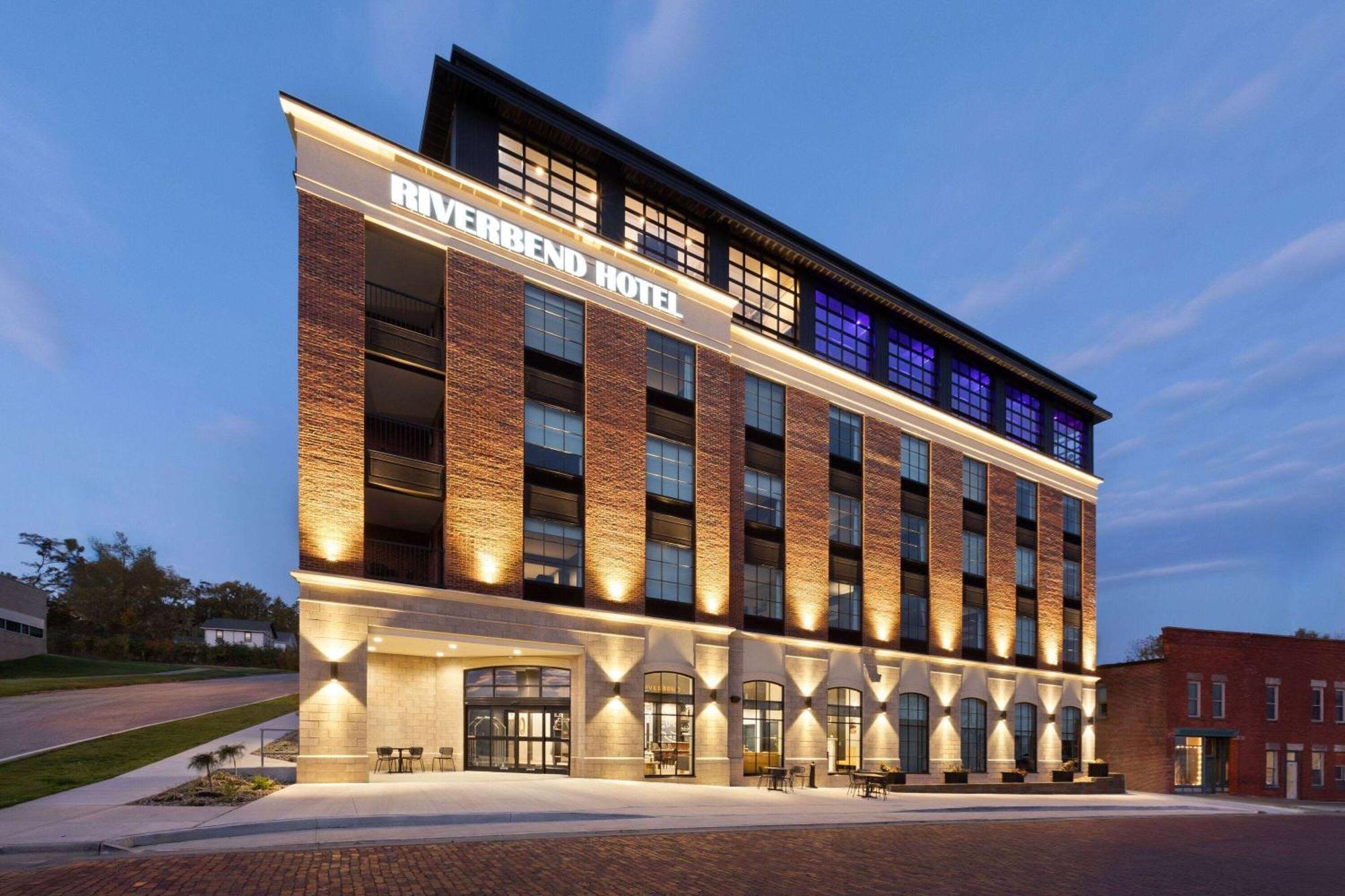 Riverbend Hotel And Suites, Trademark Collection By Wyndham Ashtabula Bagian luar foto
